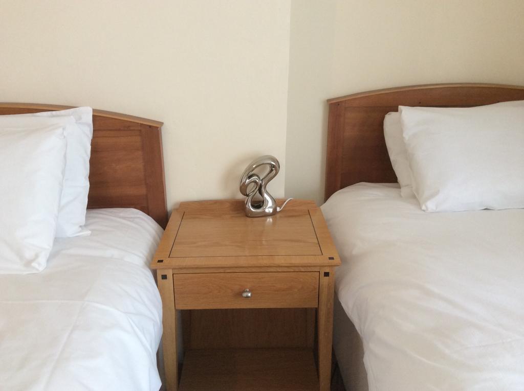 Sterling Lodge Hotel Истбурн Номер фото